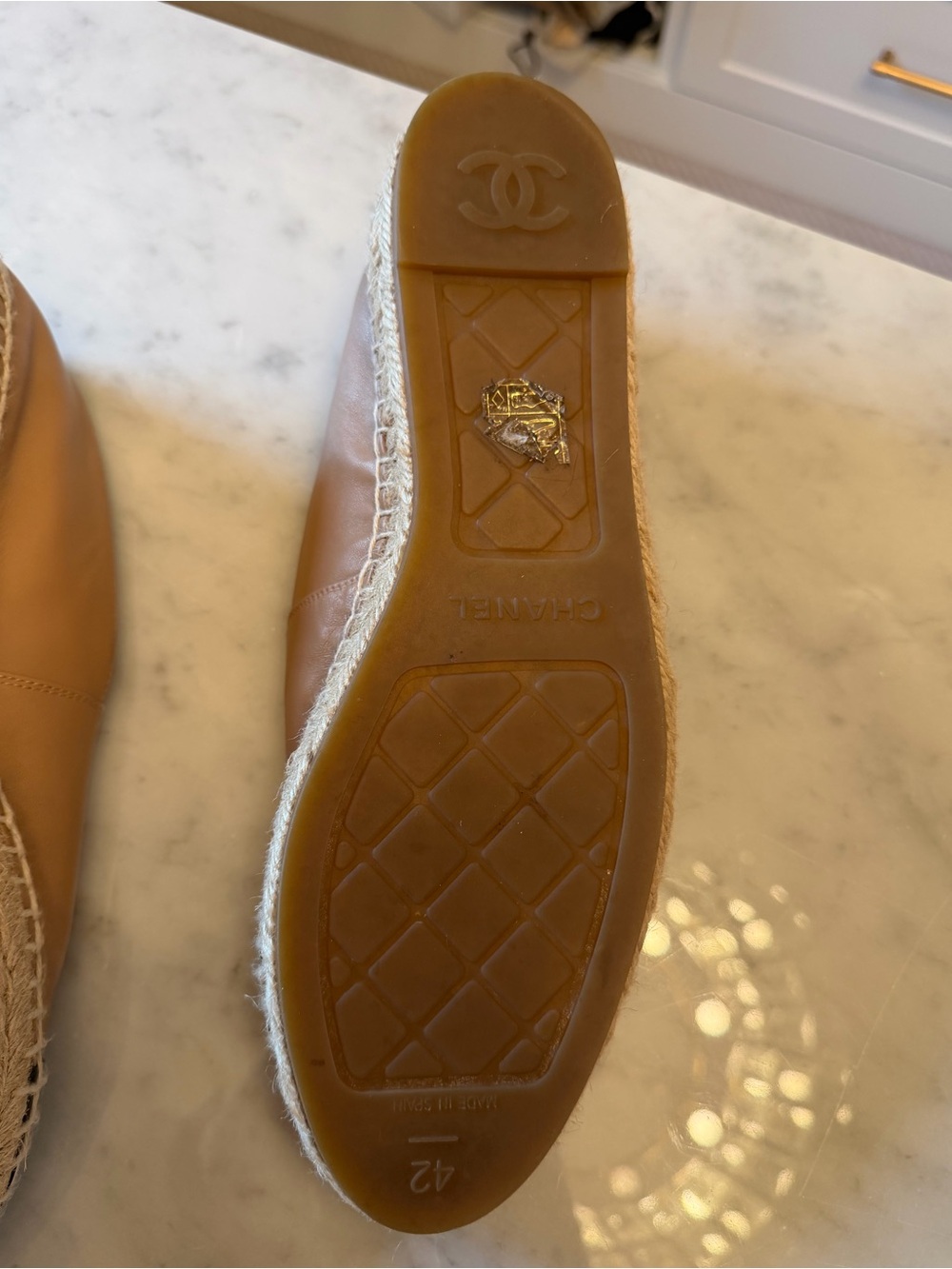Chanel CC Logo Beige & Black Leather Espadrilles - size 42 EUC - Picture 5 of 8